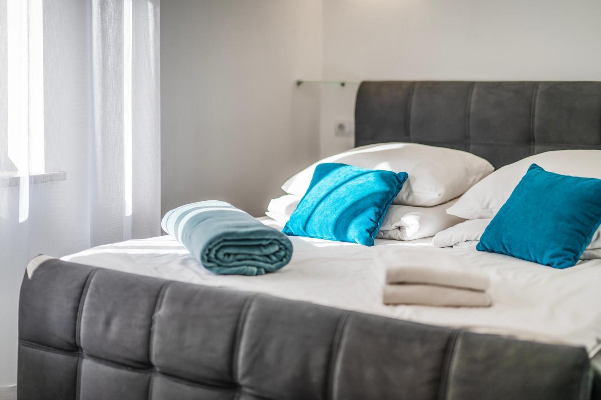 크라쿠프 Mediolan Parking Gratis Moxy Te&Am Cracow 아파트 외부 사진